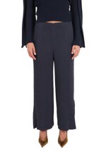 pleated-wide-leg-trousers