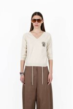 v-neck-sweater-with-brooch