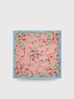 silk-twill-scarf-with-a-bouquet-floral-print