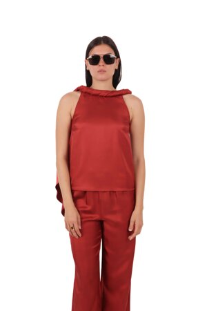 top-wilma-con-collo-intrecciato