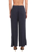 pleated-wide-leg-trousers