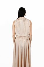 top-con-colletto-arricciato