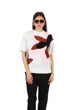 maglia-a-maniche-corte-con-intarsi-floreali