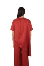 asymmetric-top-with-side-metal-piercing
