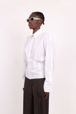 shirt-with-corset-fit