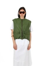 gilet-con-chiusura-frontale-con-zip