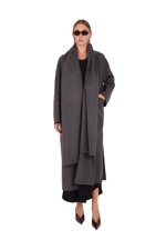long-coat-with-a-removable-scarf-b