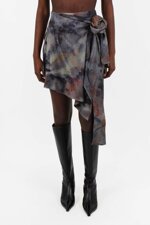 short-in-satin-con-pannello-gonna-da-annodare