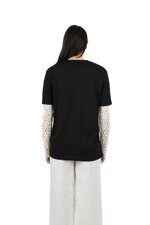 crochet-sleeve-t-shirt