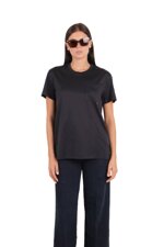t-shirt-in-cotone-con-taschino