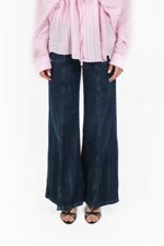 d-akii-flare-jeans