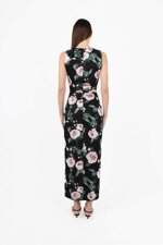 floral-print-dress-with-a-v-neck