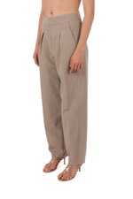 tailored-pleated-trousers