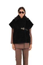 alpaca-and-wool-teddy-cape