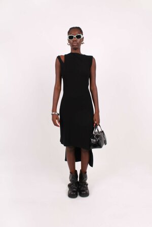 oblique-rib-dress-with-asymmetrical-cut