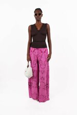 ribbed-tank-top-with-lace