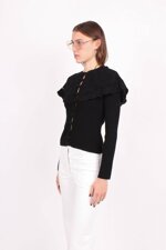 crochet-cardigan-with-handmade-capelet