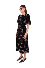 floral-velvet-dress