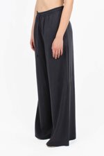 wide-leg-trousers-in-washed-silk
