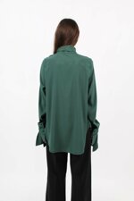 blouse-with-a-neck-tie-and-buttons