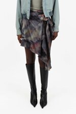 short-in-satin-con-pannello-gonna-da-annodare