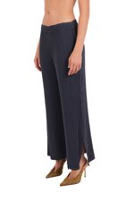 pleated-wide-leg-trousers