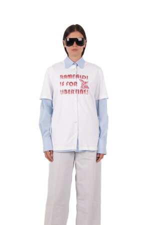 t-shirt-con-bottoni-frontali-e-camicia
