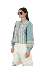 top-maniche-lunghe-con-inserti-in-pizzo
