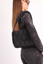 shoulder-bag-charm-d-medium