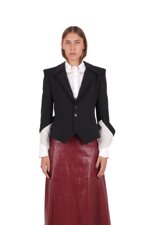 blazer-with-rolled-up-sleeves