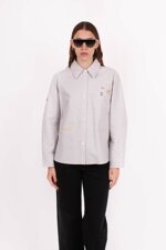 shirt-with-logo-label-details-and-lace-embroidery