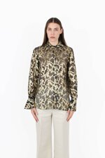 camicia-in-seta-con-motivo-dorato-e-polsini-a-campana