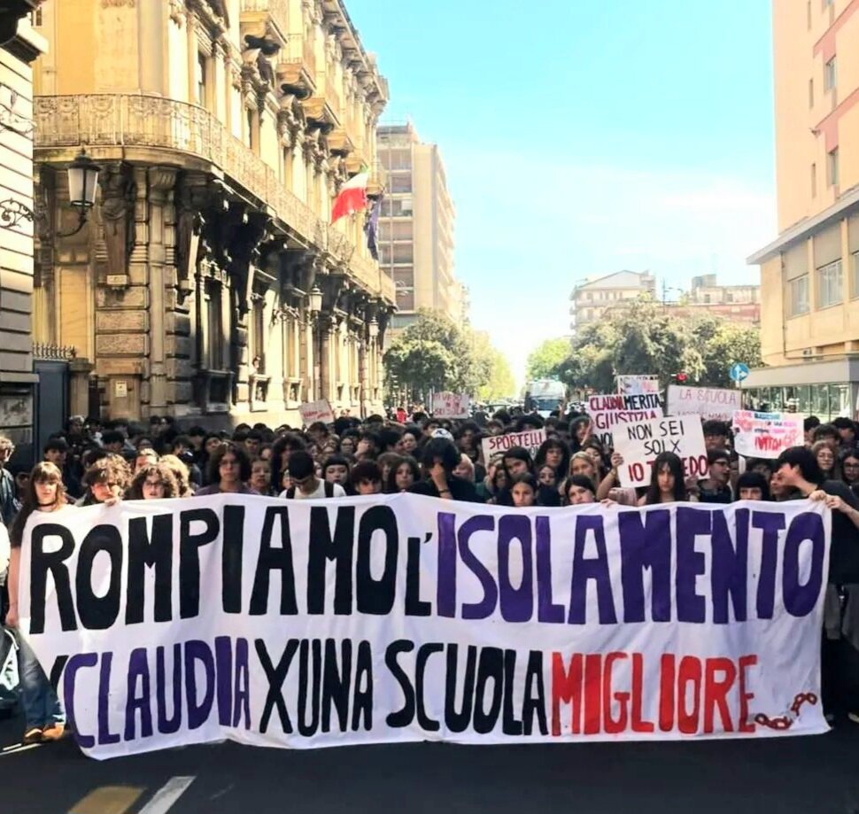 Quello che è accaduto a Claudia non è né una fatalità, né un caso limite, né un caso privato