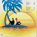 laid-backkeep-smiling-1983