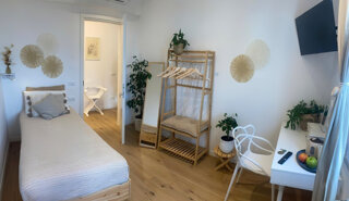 Camera 4