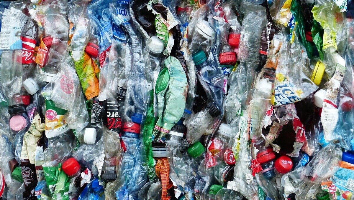 Plastic Overshoot Day, il giro di boa globale della plastica. Quanto contribuisce la Sicilia