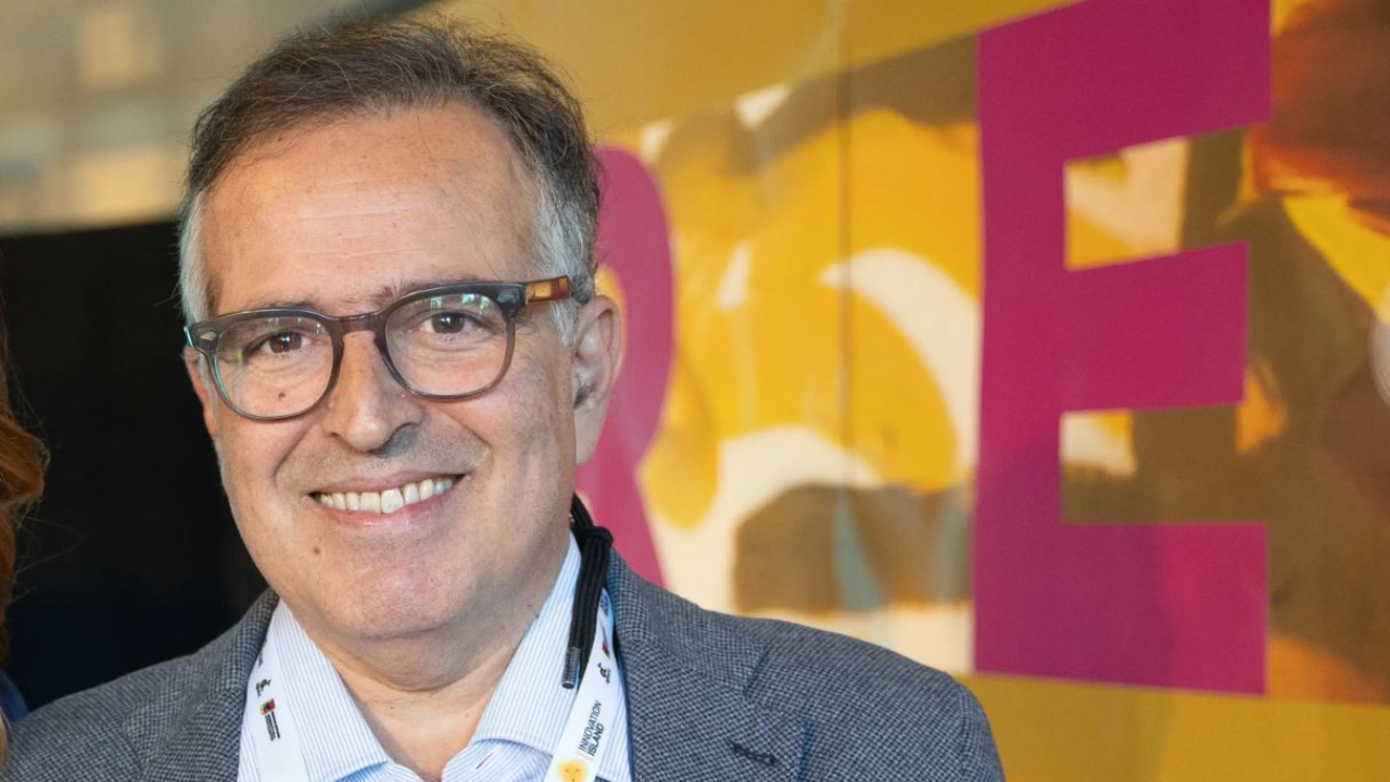 L&rsquo;intelligenza artificiale minaccia l&rsquo;editoria indipendente: una sfida per la democrazia, la visione di Biagio Semilia presidente FED