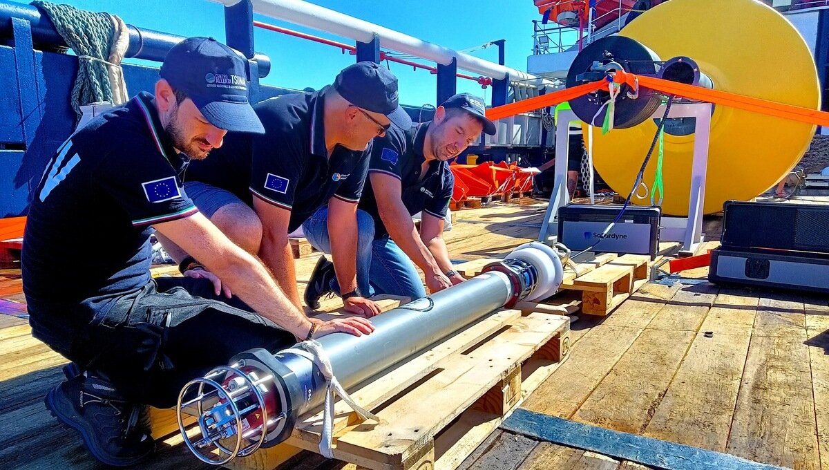 Nuove boe anti-tsunami nello Ionio: i &ldquo;sentinella&rdquo; del mare profondo davanti alla Sicilia