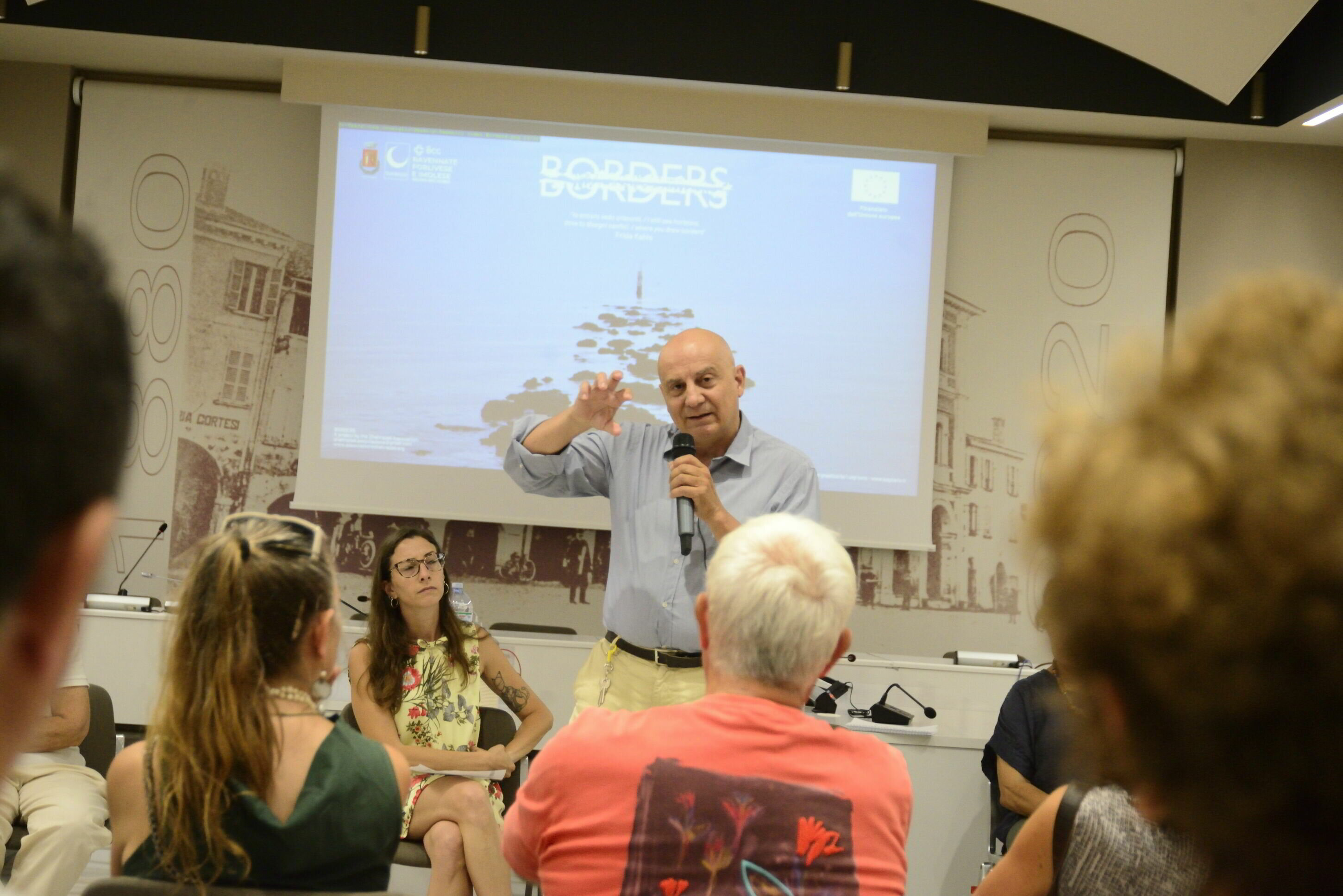 borders-presentazione-(5).jpeg