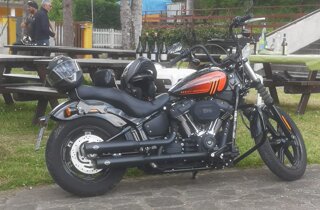 moto%20vesco%20suzuki%20gs%20750.jpeg