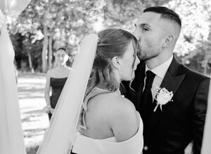 eyJpdCI6Ik1hdHJpbW9uaW8gVmlsbGEgU2NhdGkifQ==