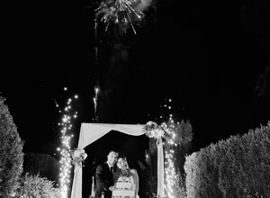 eyJpdCI6Ik1hdHJpbW9uaW8gVmlsbGEgU2NhdGkifQ==