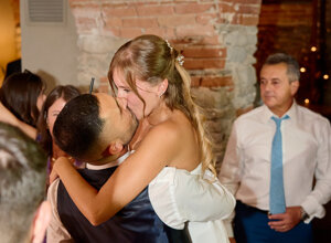 eyJpdCI6Ik1hdHJpbW9uaW8gVmlsbGEgU2NhdGkifQ==