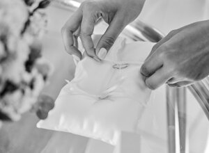 eyJpdCI6Ik1hdHJpbW9uaW8gVmlsbGEgU2NhdGkifQ==