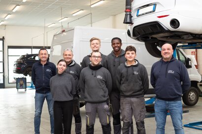 Meccanici in autofficina con Davide Gastaldi e Federico Panero