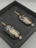 orecchini-18k-pendenti-resinati-pica