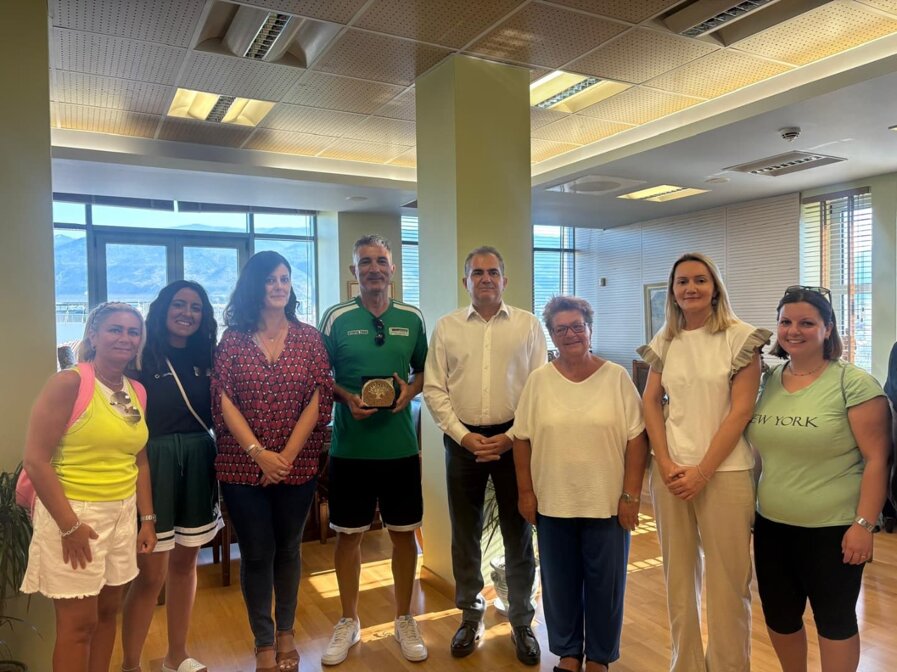 tappa in grecia.jpeg