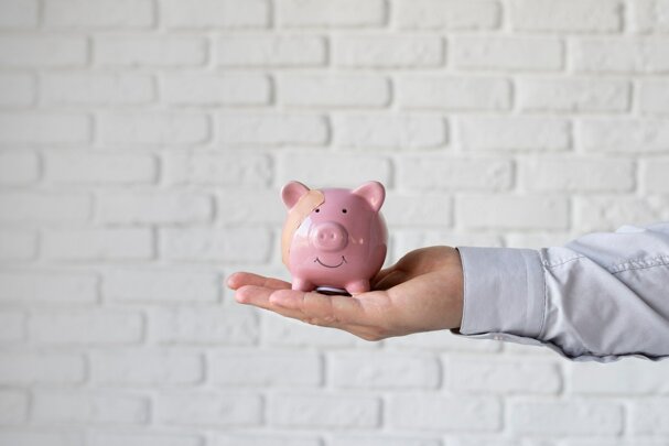 close-up-hand-holding-piggy-bank_23-2149191357.jpeg close-up-hand-holding-piggy-bank_23-2149191357.jpeg