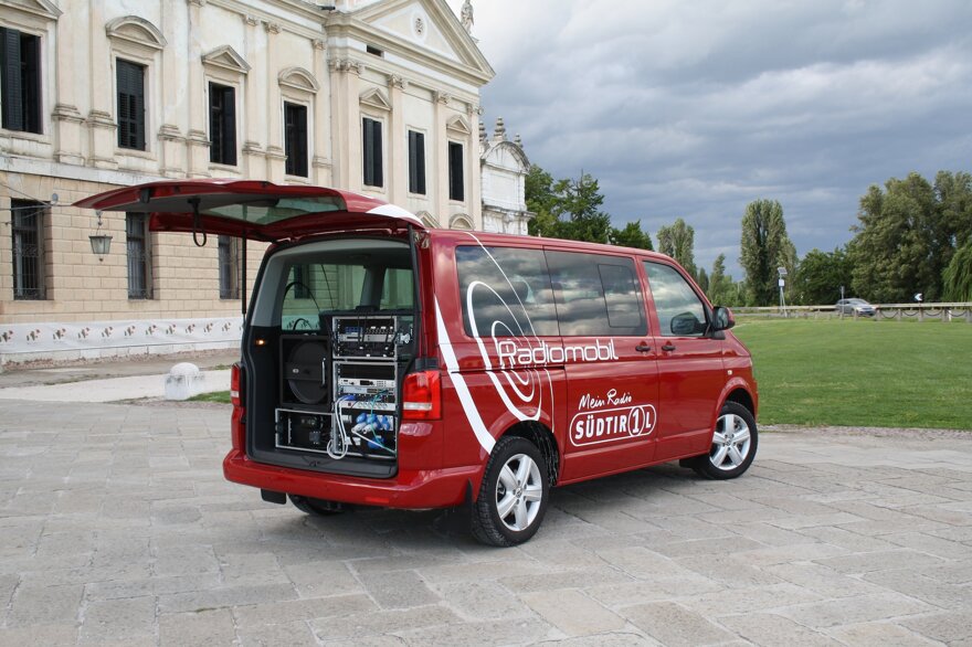 img_0024web.jpeg img_0024web.jpeg