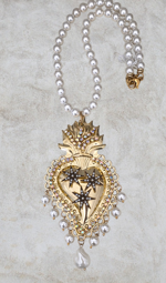 collana-cuore-sacro-con-perle
